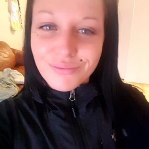 Meet your Posher, Marie-claude